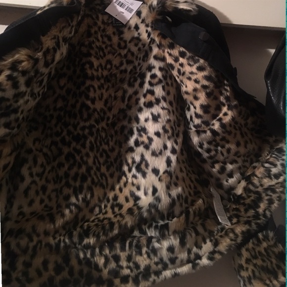 Leopard Interior Jean Jacket - Picture 3 of 8